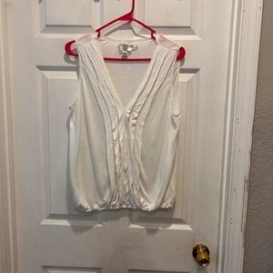 Max Studio White Sleeveless Blouse Top Womens Size L‎ V Neck Casual
